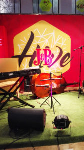 Peaches-in-the-Wild-JB-Hive-stage