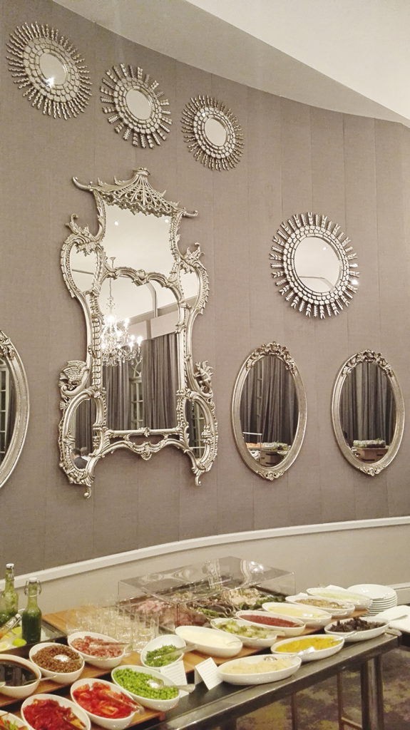 Peaches-in-the-Wild-Four-Seasons-ballroom-mirrors_1
