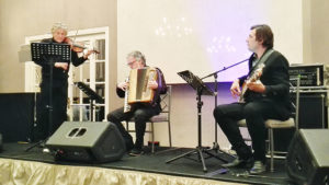 Peaches-in-the-Wild-Four-Seasons-entertainment